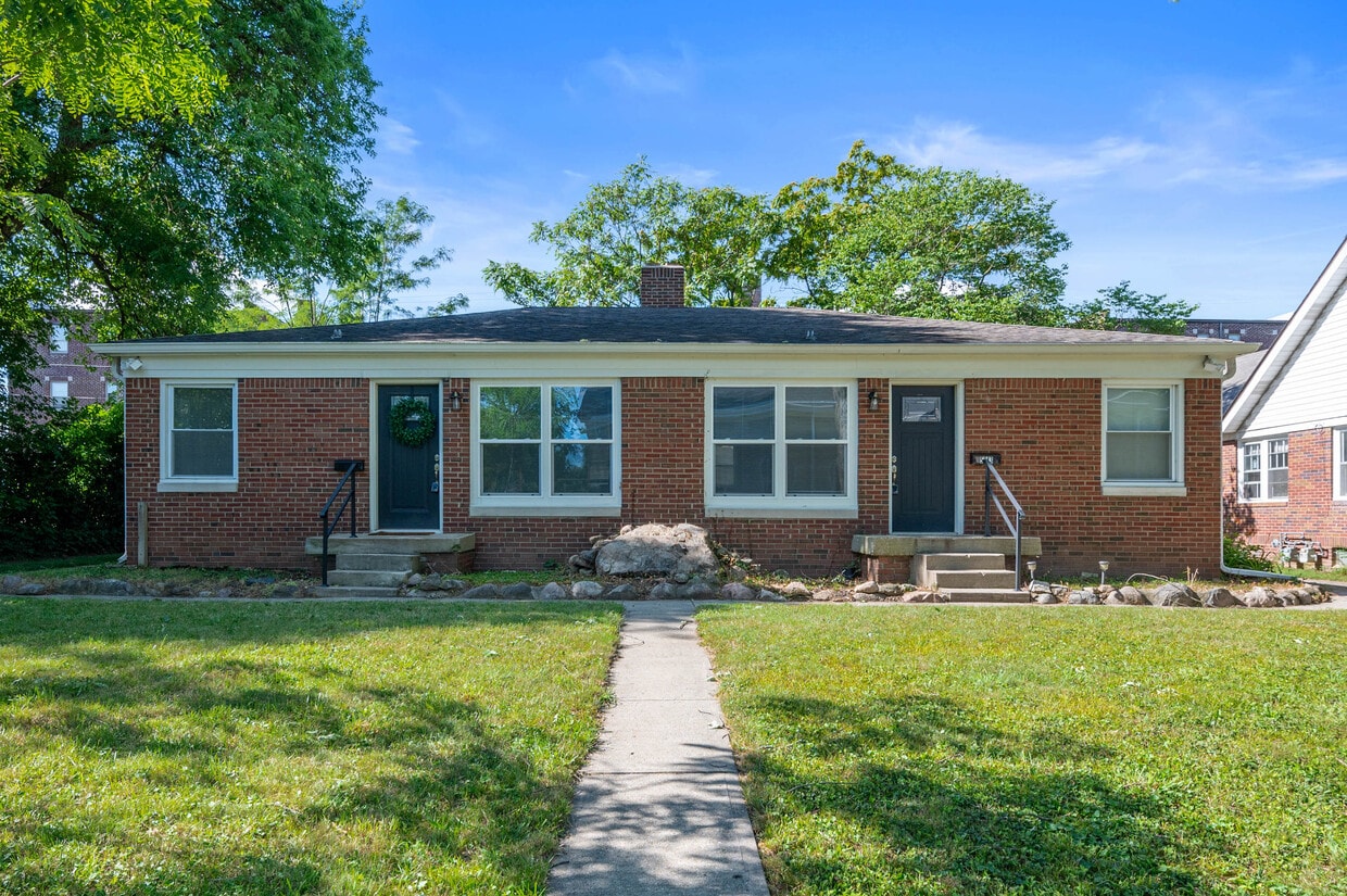 5245 E Market St, Indianapolis, IN 46219 House Rental in Indianapolis