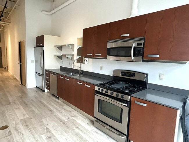 Foto del edificio - 231 Robinson St