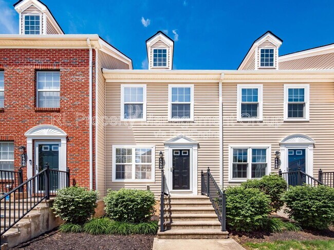 Foto del edificio - 6466 Ash Rock Cir