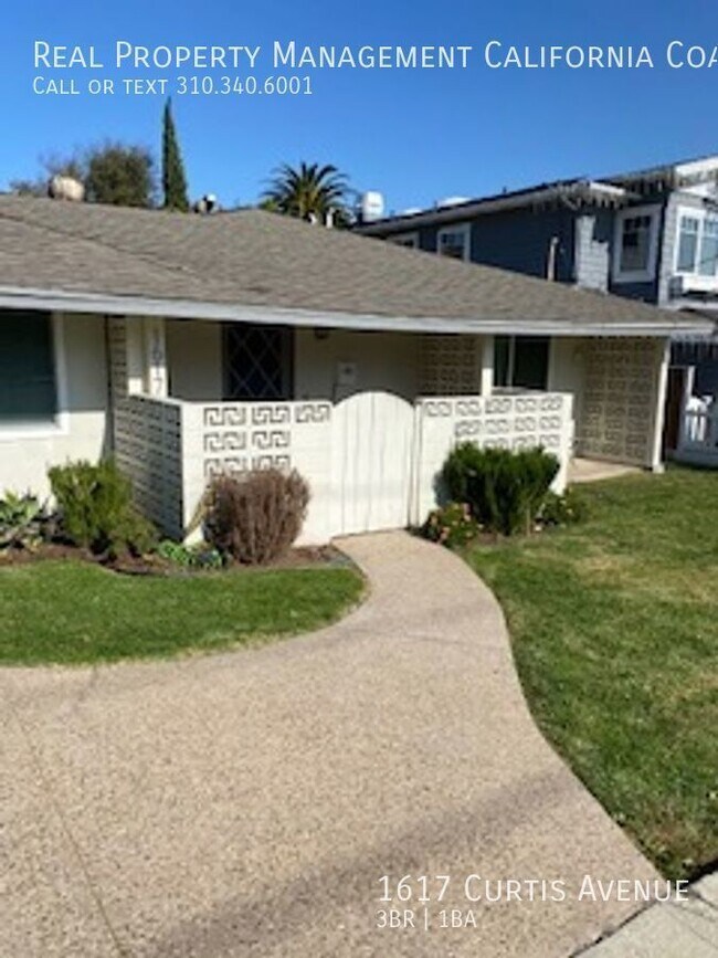 Building Photo - Manhattan Beach Gem