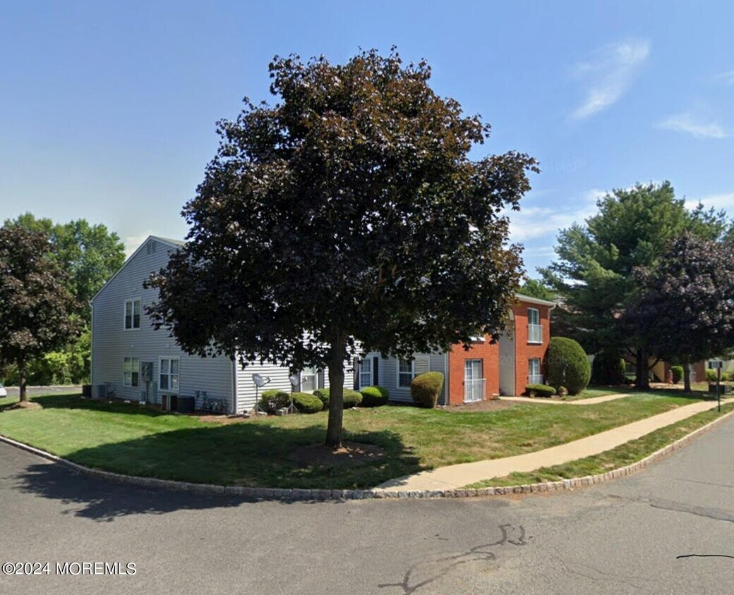 720 Zlotkin Cir Unit 3, Freehold, NJ 07728 Condo for Rent in Freehold