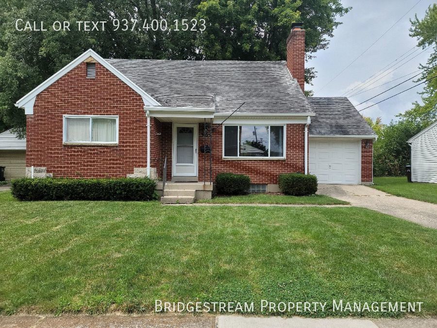 Primary Photo - Beautiful 2-Story, 4 bedroom, 1 bath home ...