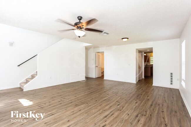 Foto del edificio - 4123 Woodley Creek Rd