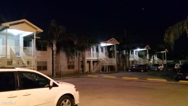 Building Photo - 2 br, 1 bath  - 448 Gilson Rd #2