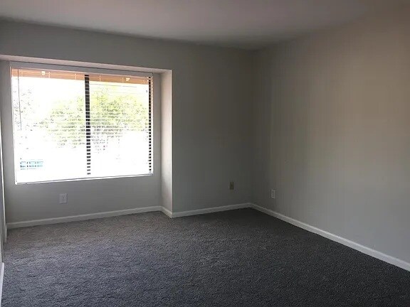 Foto del edificio - 980 Lupine Hills Drive #84