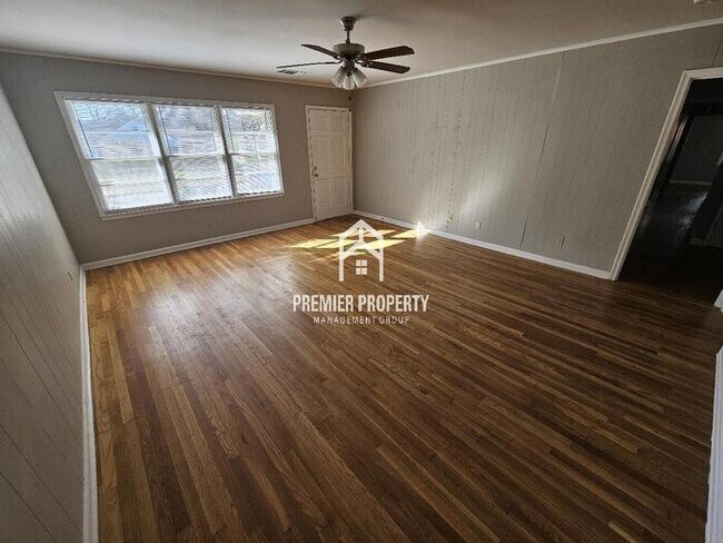 Building Photo - 1226 Marcia Rd