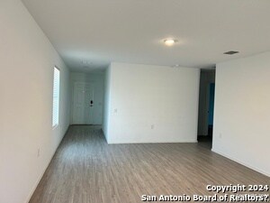 Building Photo - 10103 Ana Hts