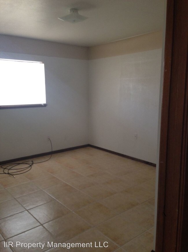 Building Photo - 3 br, 2 bath House - 1405 W. Berrendo Rd