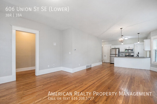 Foto del edificio - 606 Union Ave NE