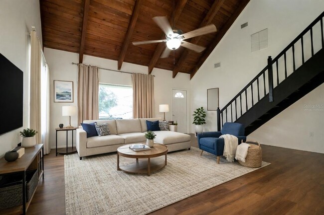 Building Photo - 5416 Desoto Pl