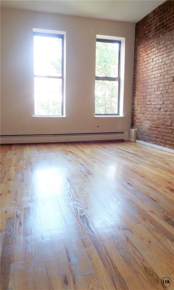 Building Photo - 303 E 94th St