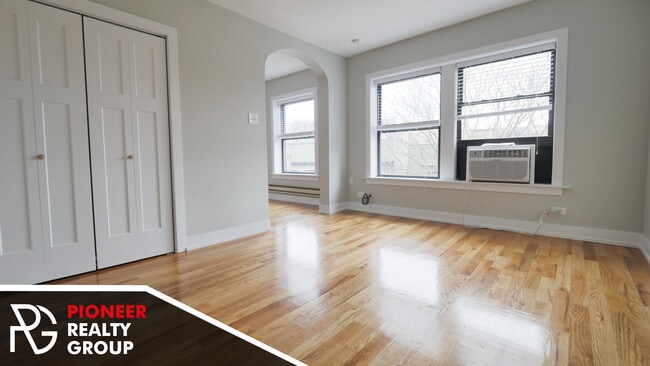 Building Photo - 506 W Arlington Pl