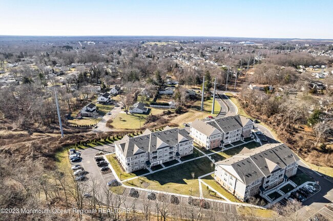 Building Photo - 740 Wayside Rd