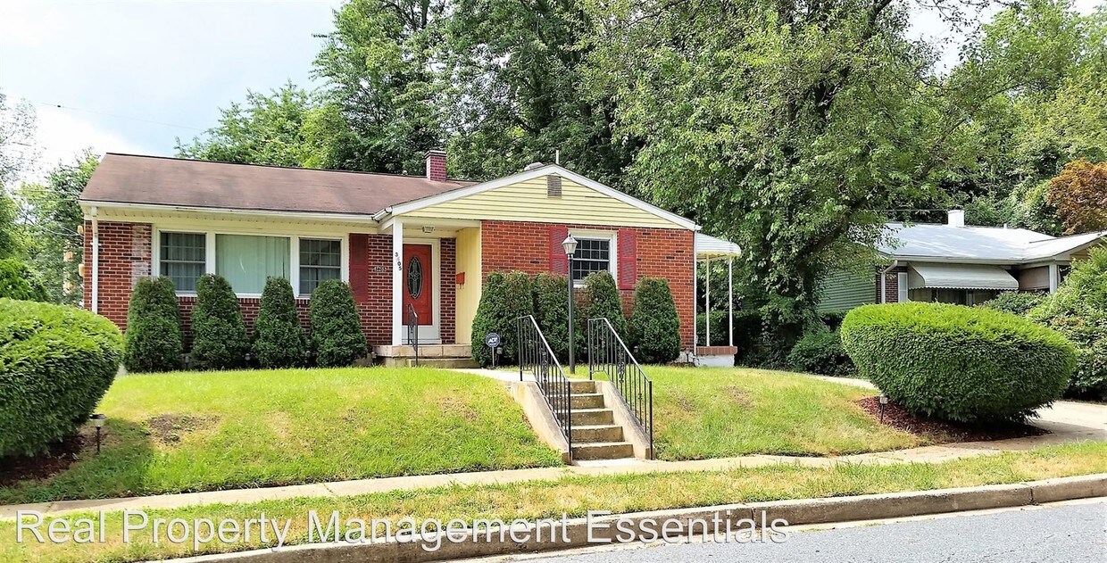 Primary Photo - 4 br, 2 bath House - 3405 Brompton Ct