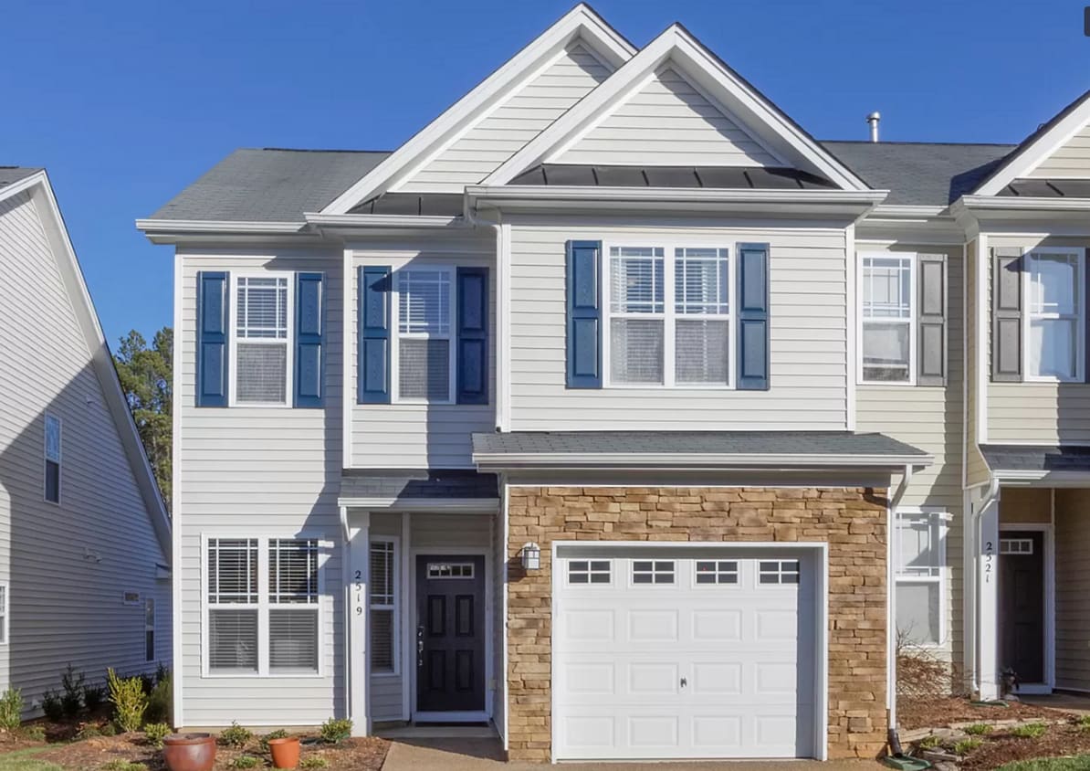 Primary Photo - Charming 3BD, 2.5BA Raleigh Townhome with ...