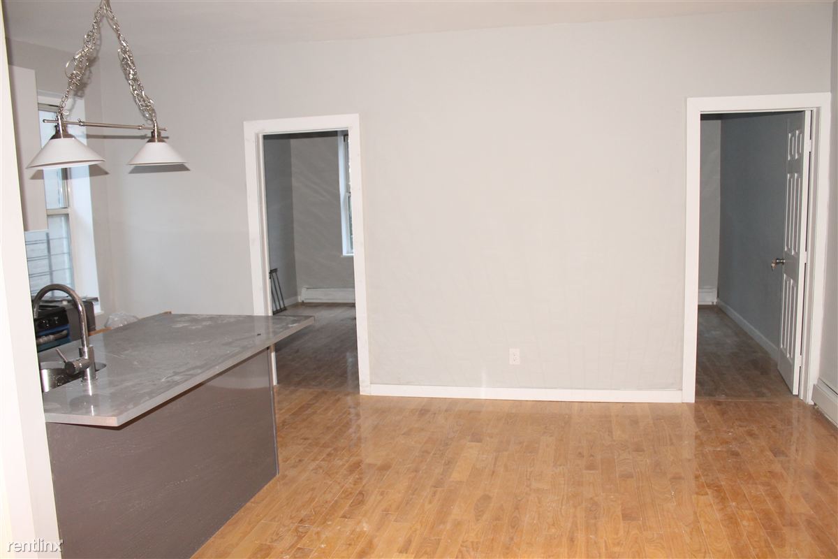 Primary Photo - 1605 Park Pl