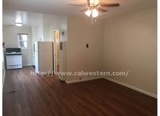 Building Photo - 846 Emory St
