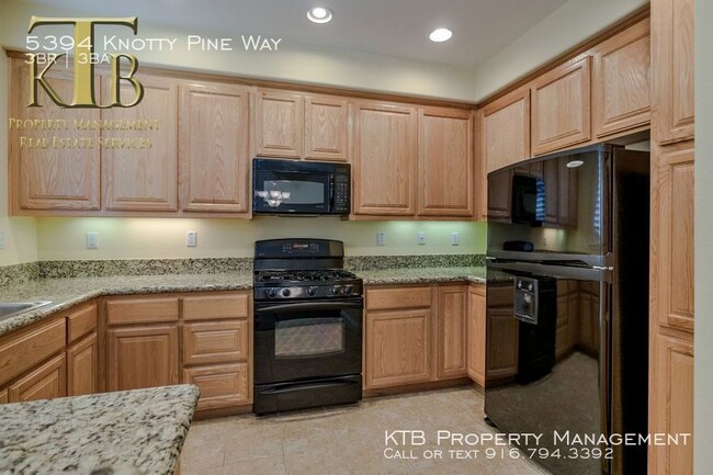 Foto del edificio - Wonderful 3 Bedroom in Natomas