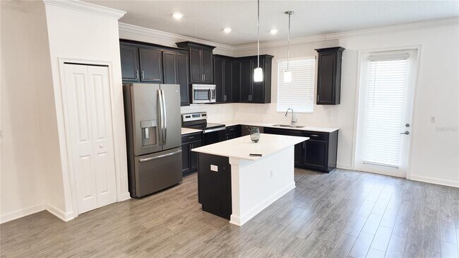 Building Photo - 8543 Spyglass Ln