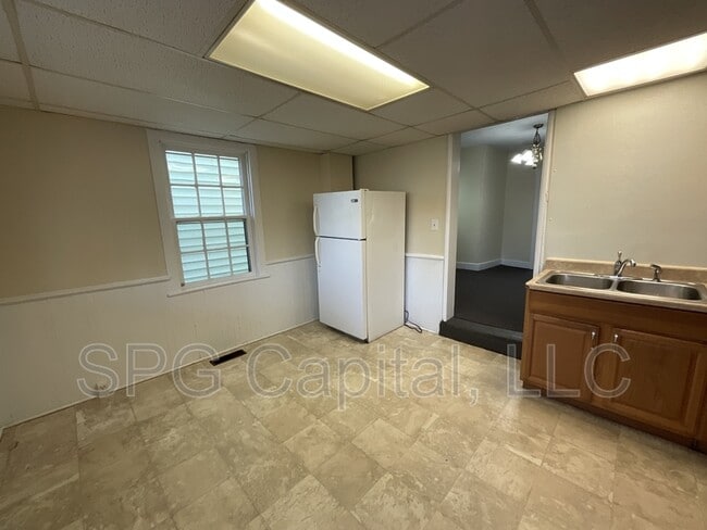 Foto del edificio - 402 S Washington St