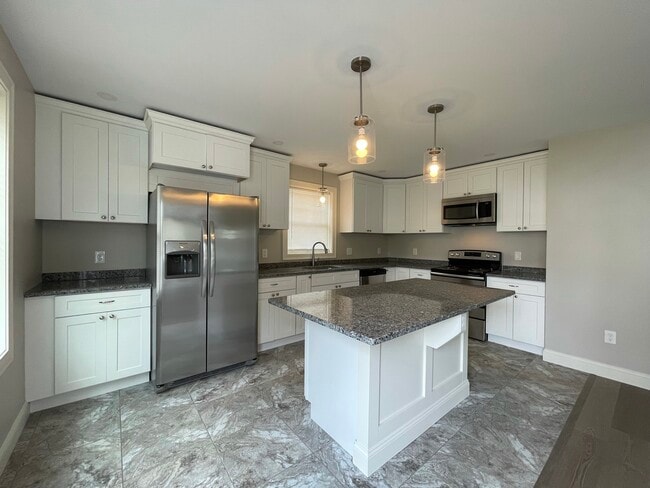 Photo - 170 Old Amherst Rd House