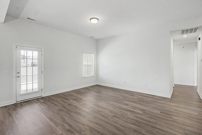 Building Photo - 364 Abode Ave