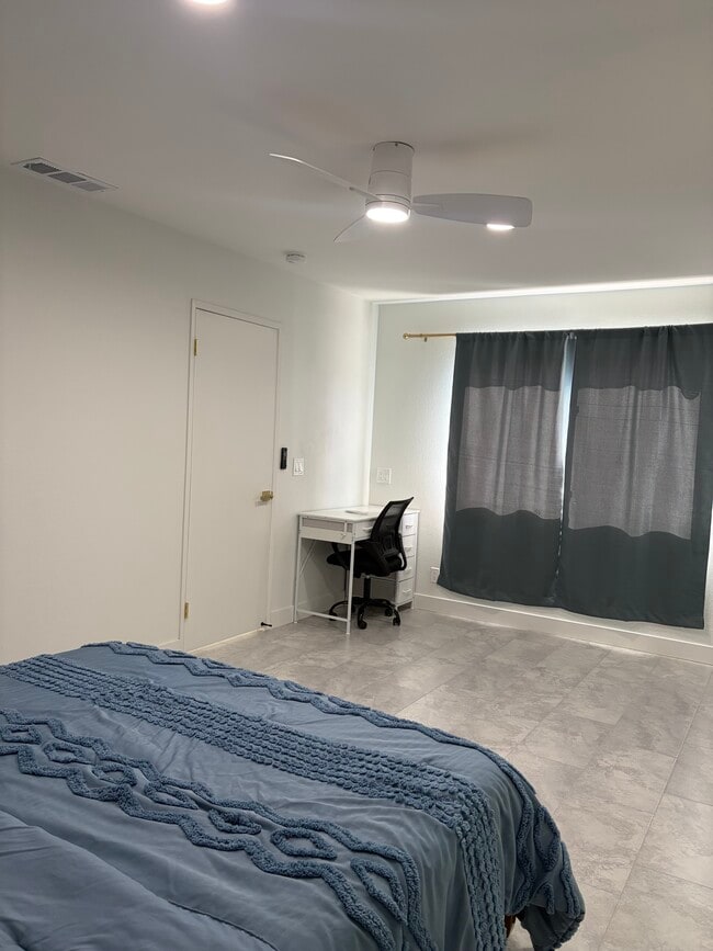 Foto del edificio - 2356 N Blando Rd