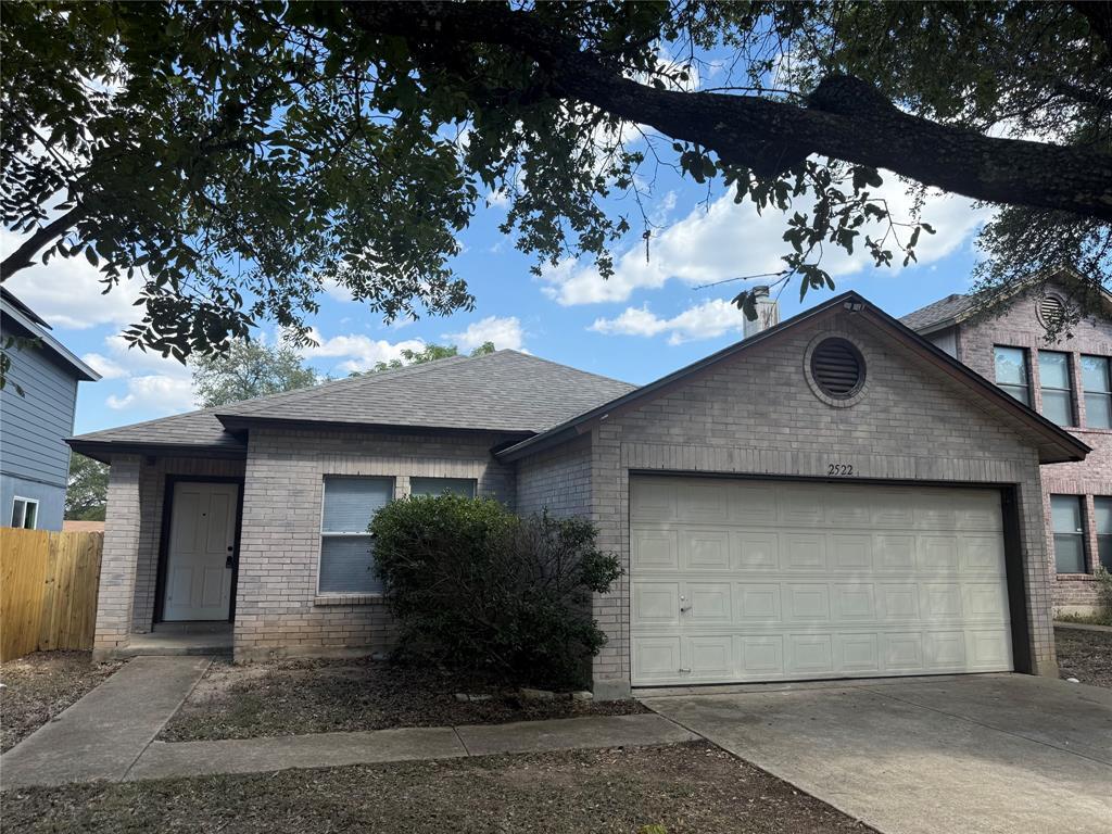 Foto principal - 2522 Stapleford Dr