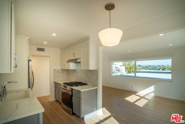 Building Photo - 2438 7th St