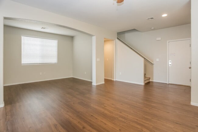 Building Photo - 5293 Brazelton St