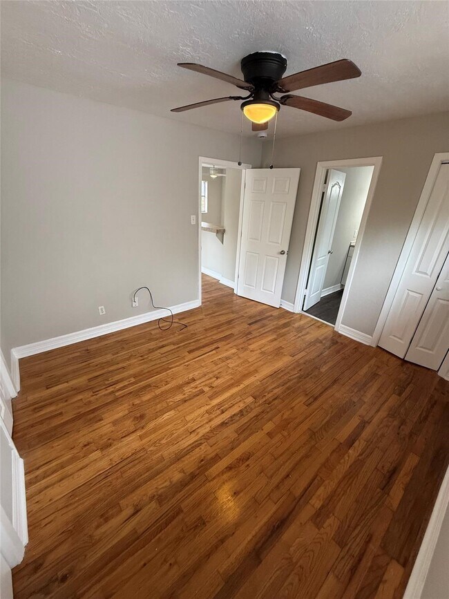 Foto del edificio - 7126 Vandeman St