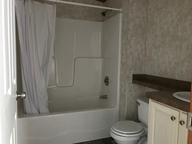 Building Photo - 7273 Morrow Rd