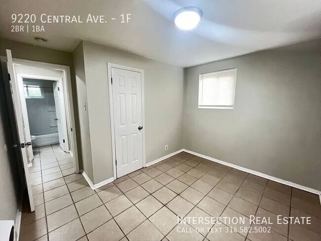 Foto del edificio - 9220 Central Ave