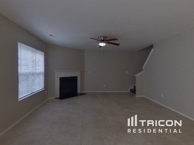 Building Photo - 2721 Buckleigh Dr
