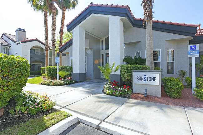 Leasing Office and Clubhouse - Sunstone