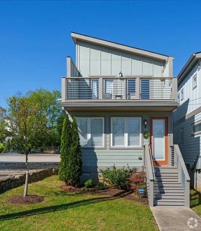 Building Photo - 2123 14th Ave N