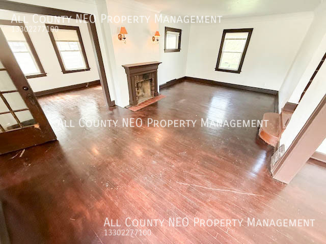 Foto del edificio - 17011 Maple Heights Blvd
