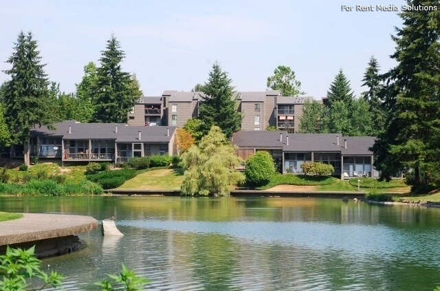 Building Photo - Charming Studio Sixty 01 Near  Microsoft