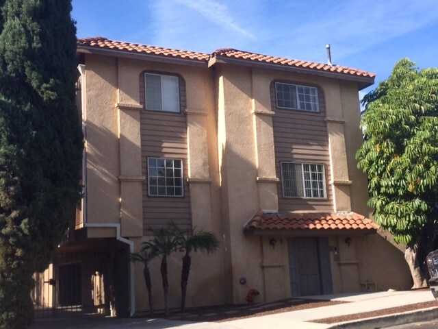 1241 Viola Ave. - 1241 Viola Ave