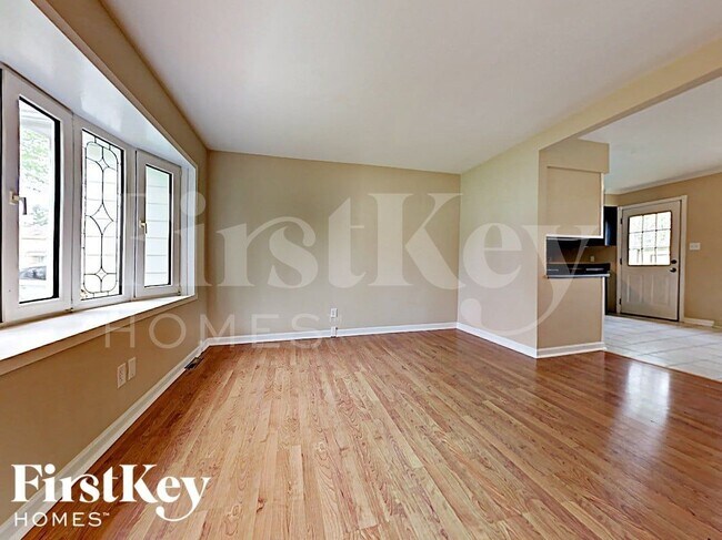 Foto del edificio - 786 N Shore Dr