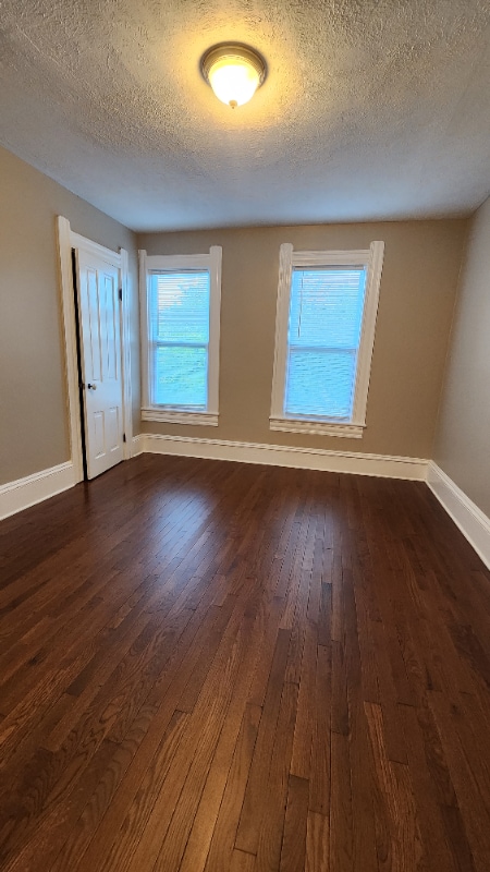 Foto del edificio - 3790 W 22nd Pl