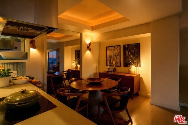 Foto del edificio - 1155 N La Cienega Blvd