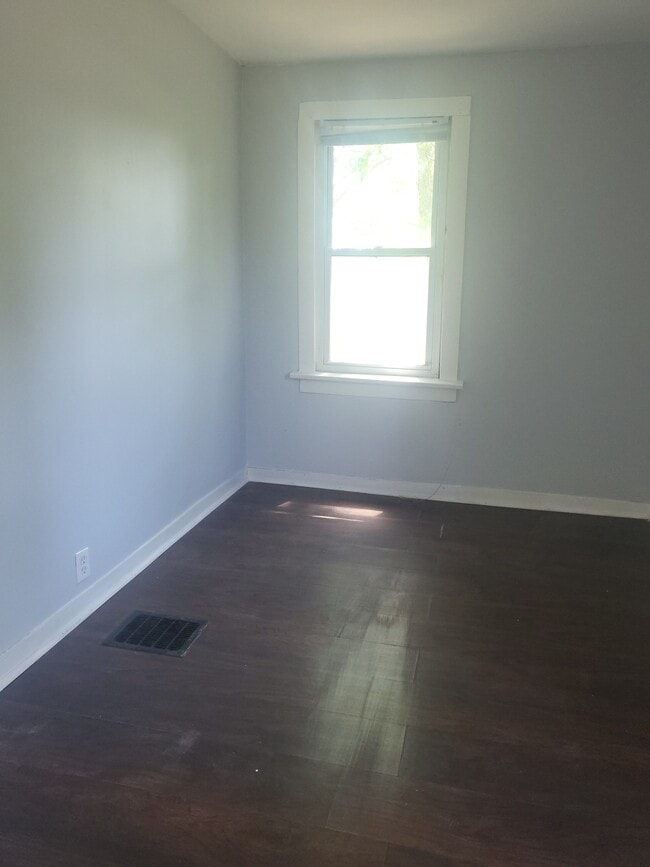 Building Photo - 2529 Jarman St