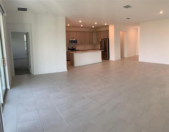 Building Photo - 4233 EASTMINSTER Rd