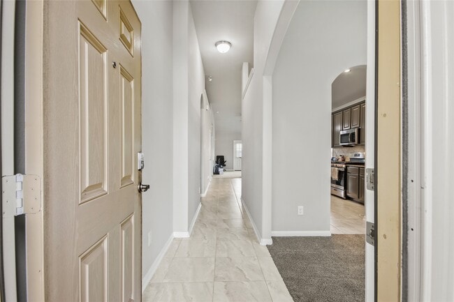 Building Photo - 12519 King Harry Dr