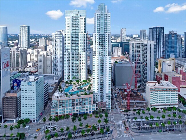 Foto del edificio - 253 NE 2nd St