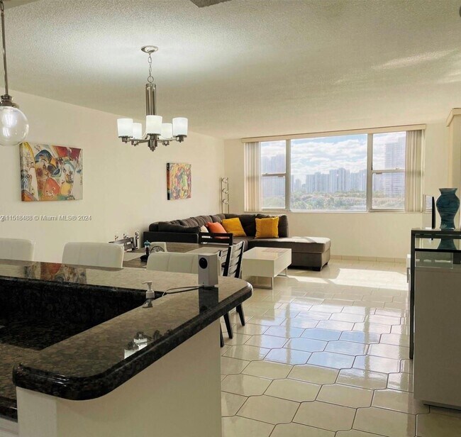 Building Photo - 3180 S Ocean Dr