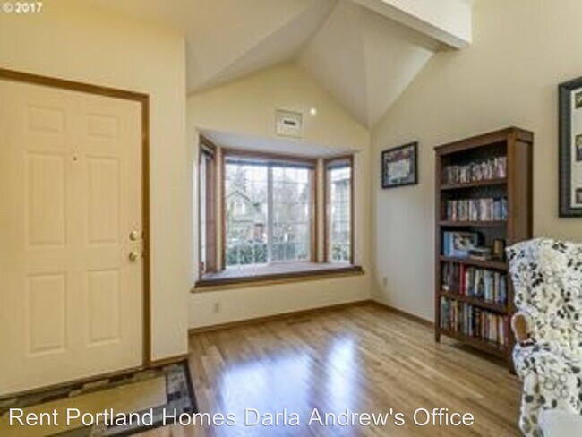 Building Photo - 3 br, 2.5 bath House - 17926 NW Sylvania Lane