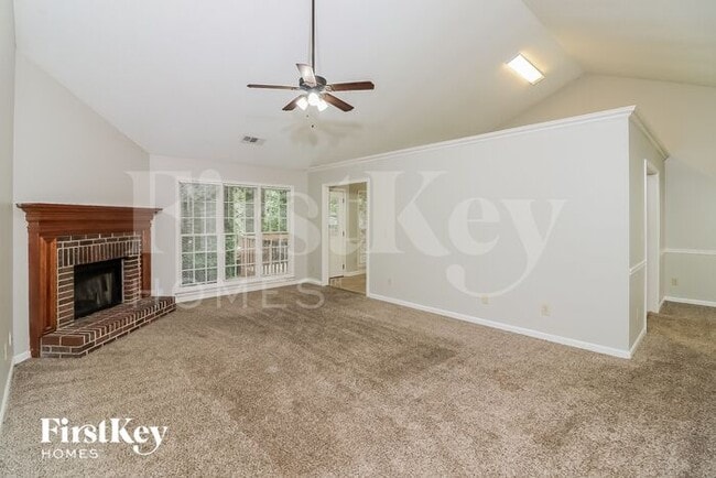 Building Photo - 3429 Rock Creek Dr