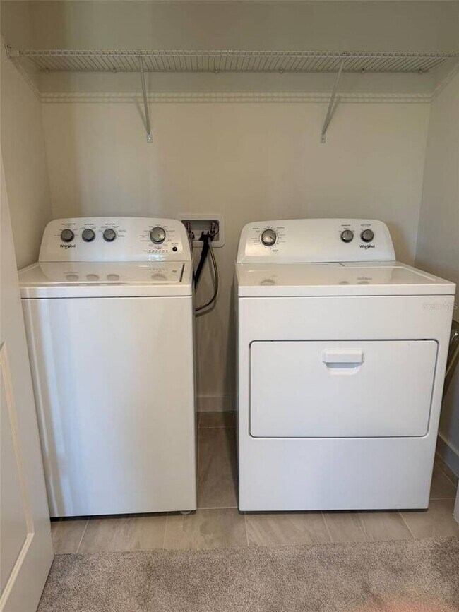 Foto del edificio - 6689 Horseshoe Ln Wy